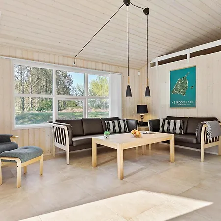 Beautiful In With Kitchen Holiday home *